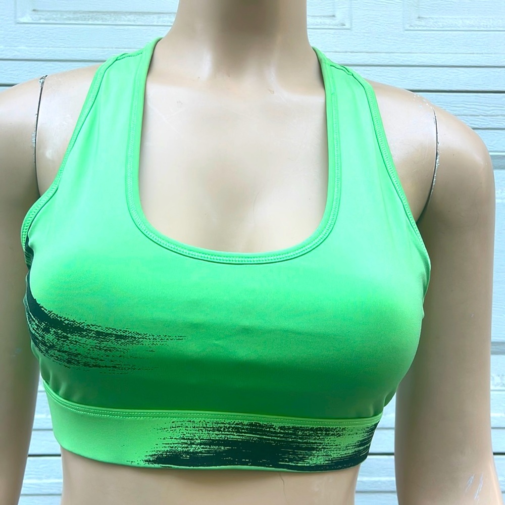 Fabletics Impact Sports Bra  Size 6
